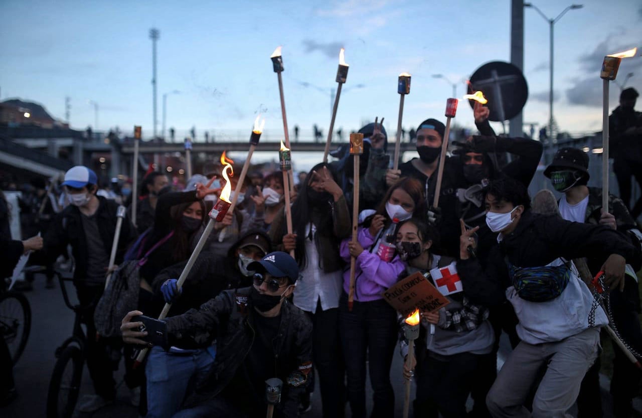 Varios bogotanos salieron a marchar por la autopista norte en cuarentena