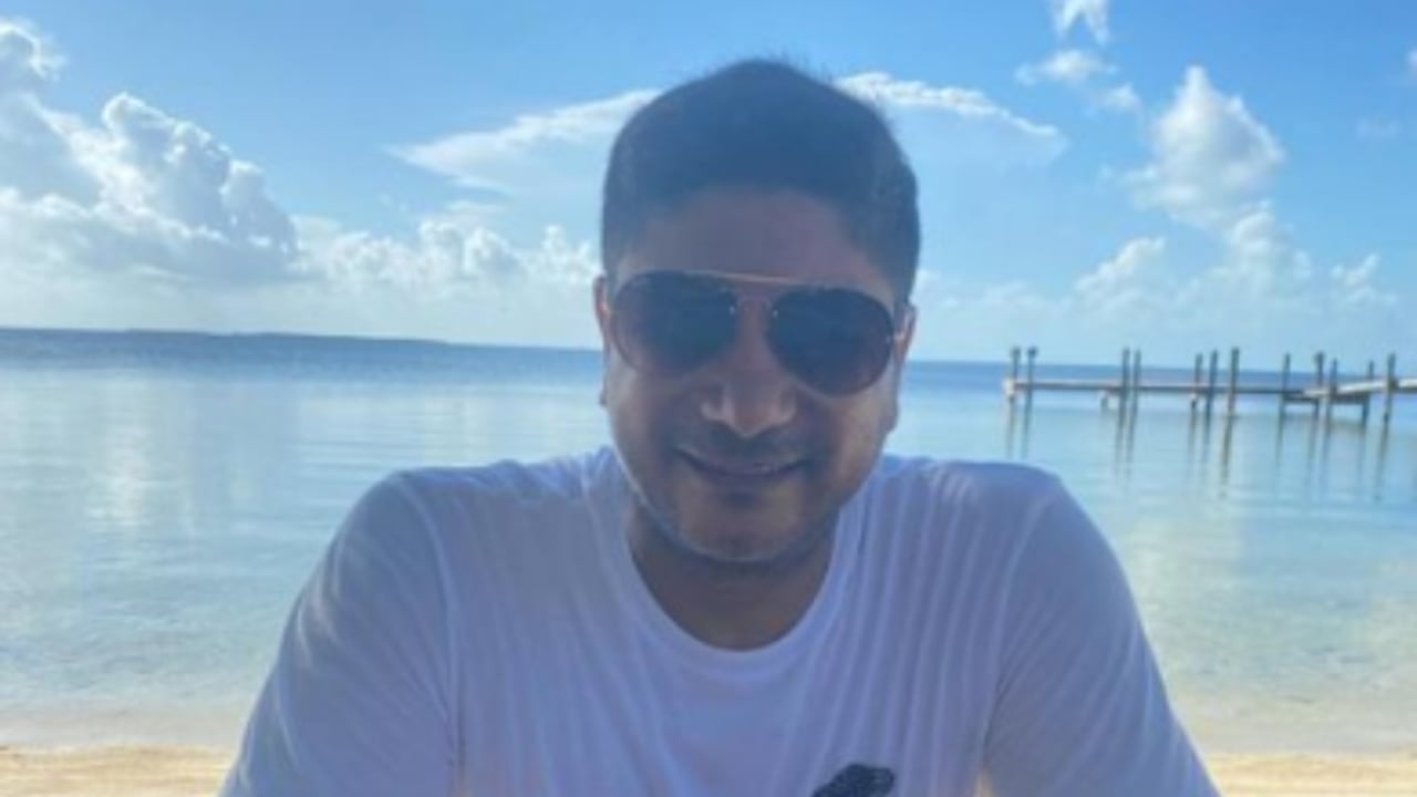 El compositor sufrió un infarto mientras conducía su camioneta por Antioquia.