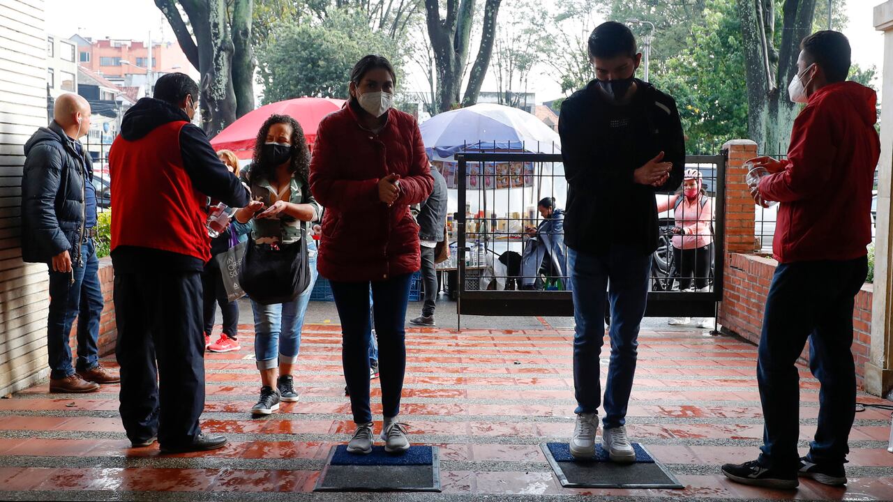 Protocolos de bioseguridad. Foto Guillermo Torres Reina / Semana