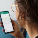 Los usuarios deben ser conscientes de una nueva modalidad de robo que se presenta en WhatsApp, ya que los delincuentes continúan encontrando formas de explotar la confianza de las personas en la aplicación.