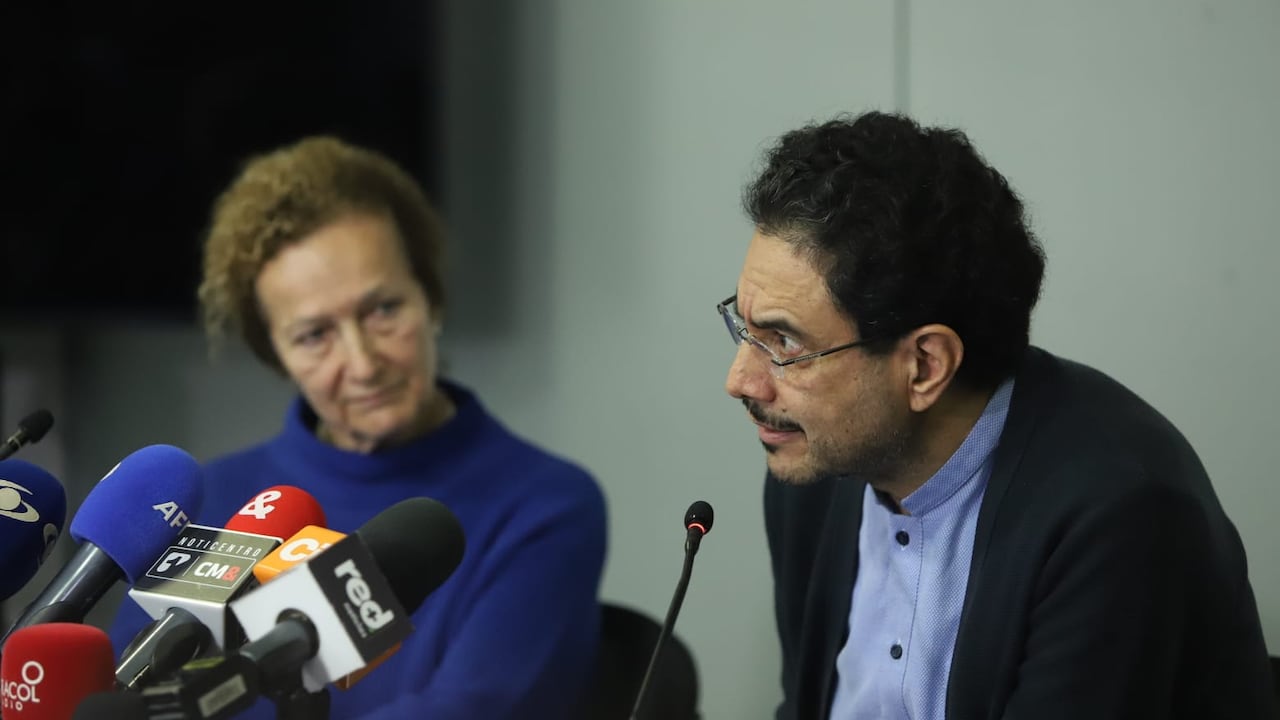 Iván Cepeda se refirió a los procesos de los que ha hecho parte.