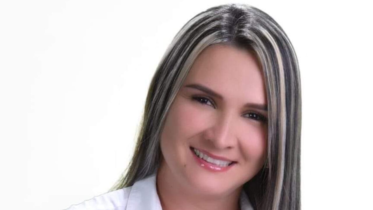 La alcaldesa aceptó los cargos y recibió la medida de casa por cárcel.