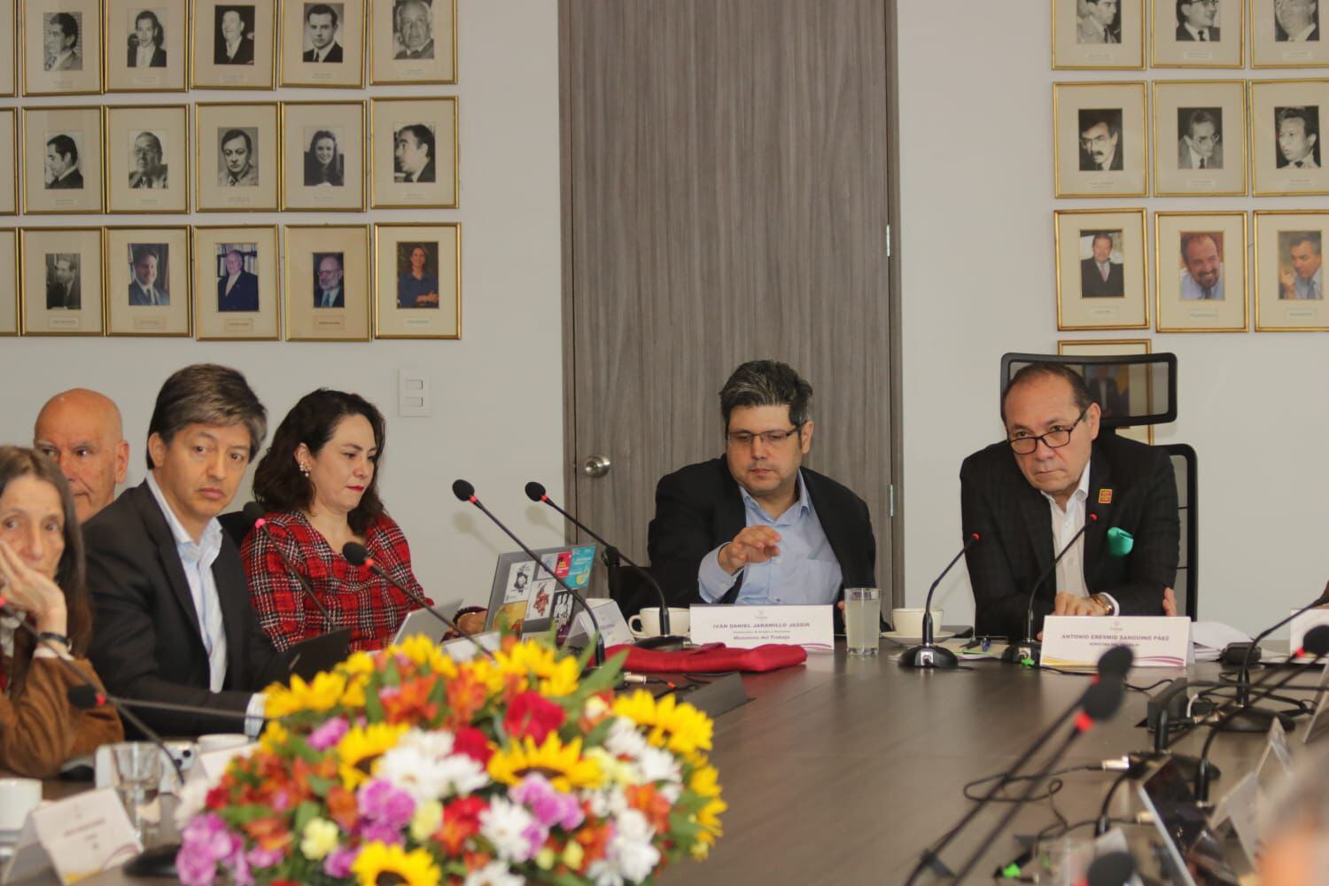 Salario mínimo 2026. Negociación del alza.