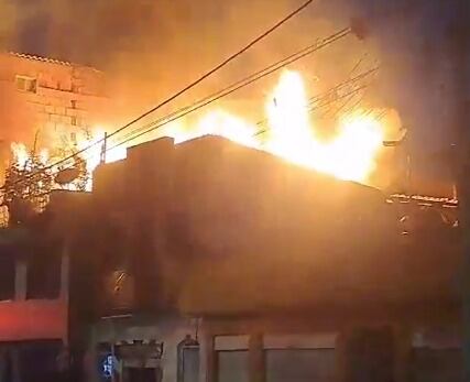 El siniestro tuvo lugar en el tercer nivel de una vivienda.