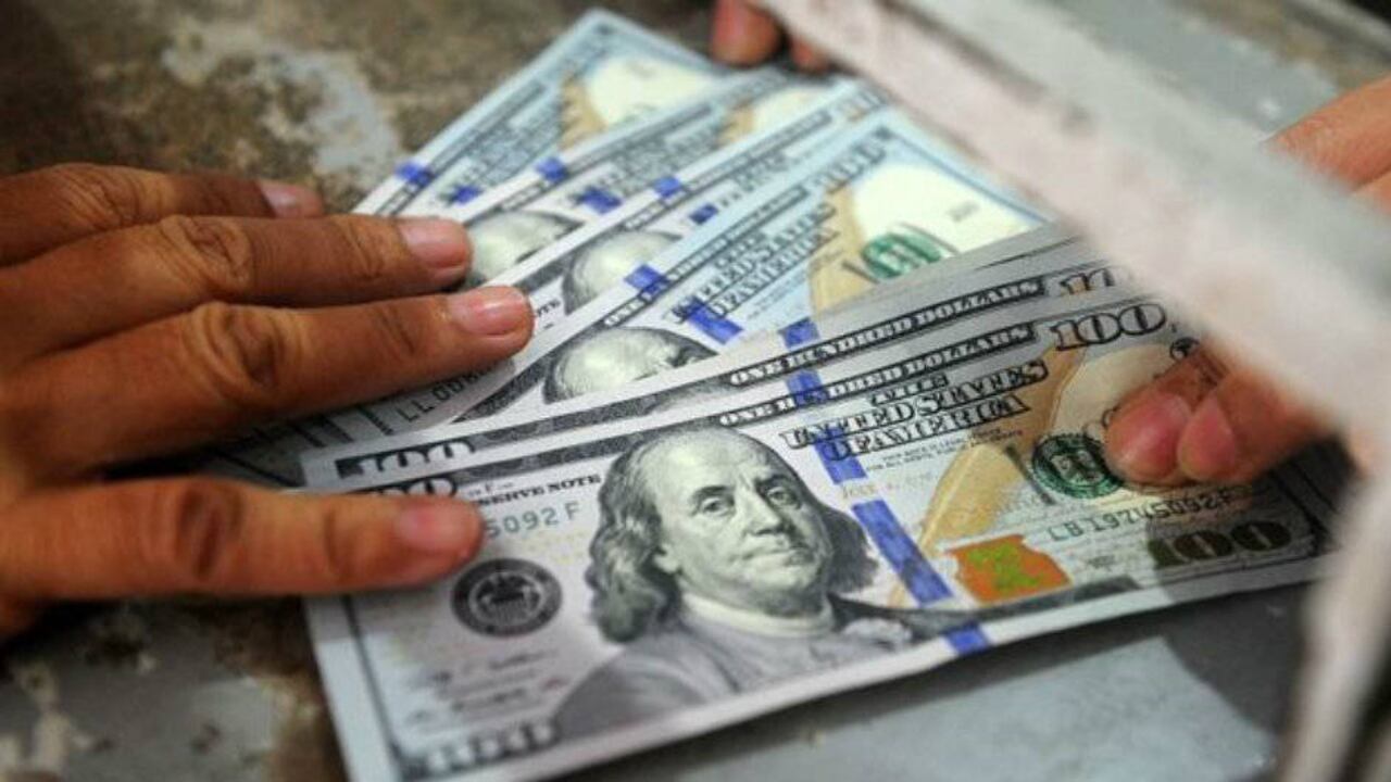 "El dólar actualmente está fuerte porque la economía de Estados Unidos sigue creciendo de manera más robusta y más rápida en términos relativos que muchos otros países".