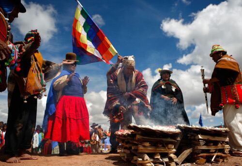 Indígenas en Ecuador.