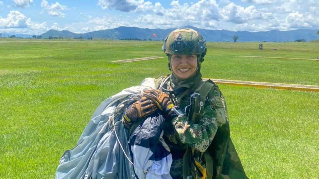 Mujeres podrán hacer el servicio militar voluntario en 2023.