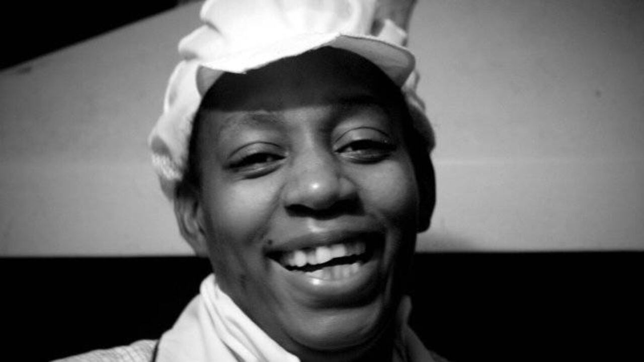 Una cocinera colombiana, especializada en la gastronomía de la región del Pacífico.