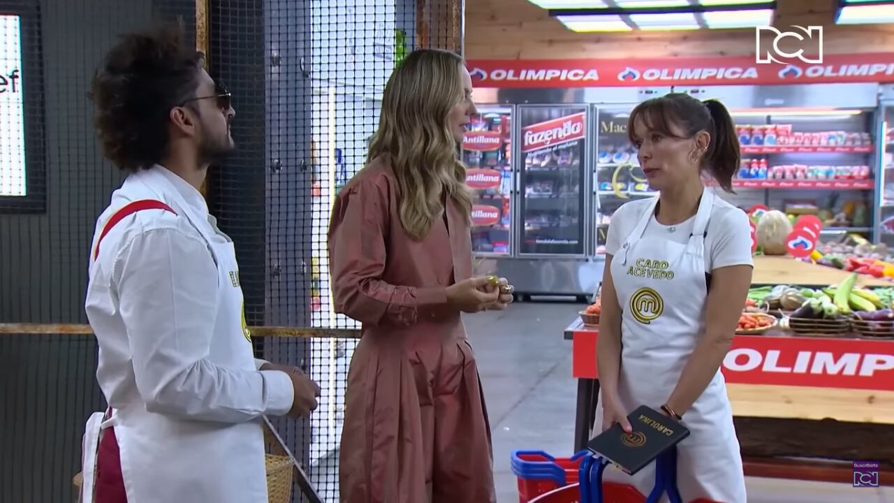 Carolina Acevedo se queja por participantes que no dejaron ingredientes en la despensa de MasterChef Celebrity.