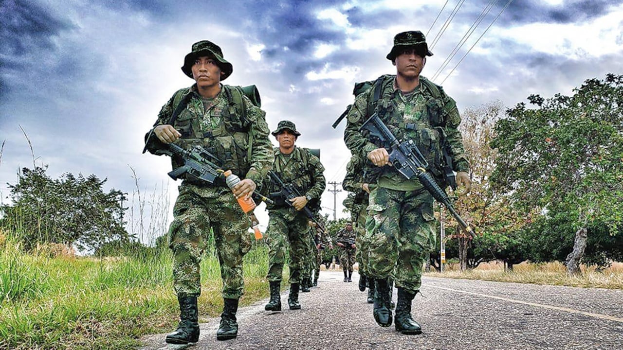 La mayor cantidad de soldados asesinados en combates se registra en el departamento del Cauca. Durante 2024, más de 340 integrantes del Ejército han resultado heridos.