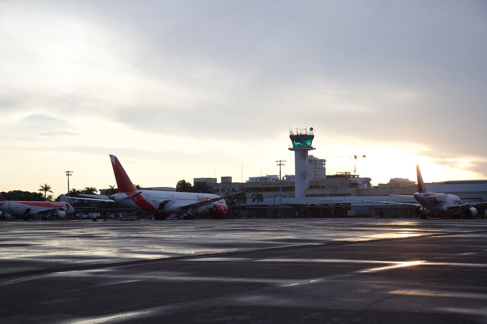 Aeropuerto internacional Rafael Núñez de Cartagena.