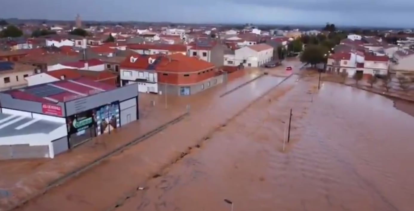 Más de 140 litros de agua cayeron sobre Madrigueras durante la emergencia.
