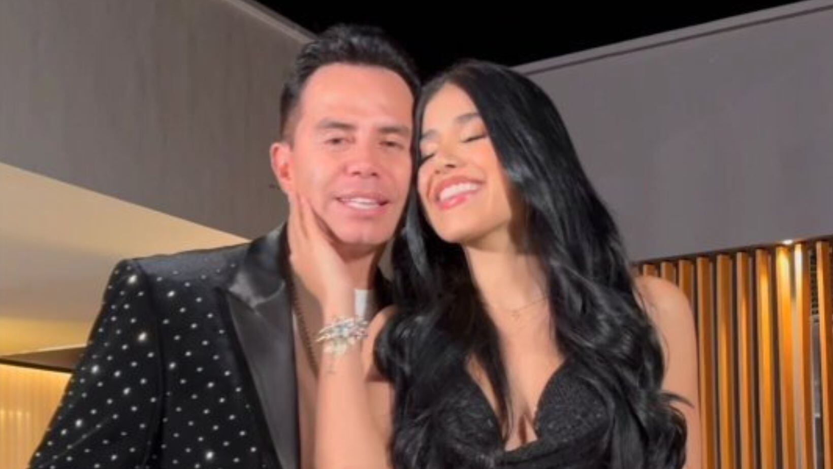 Jhonny Rivera aclara si planea tener hijos con su novia, Jenny López