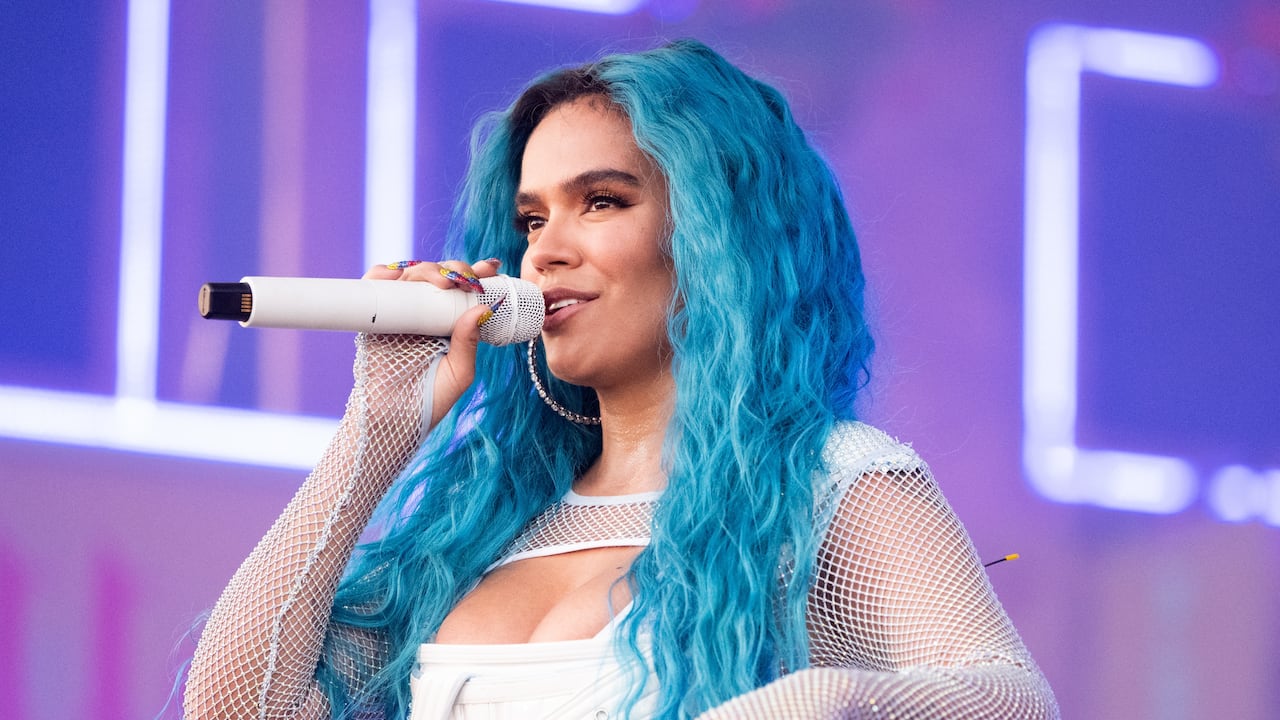 Karol G en su presentación el festival Coachella 2022.