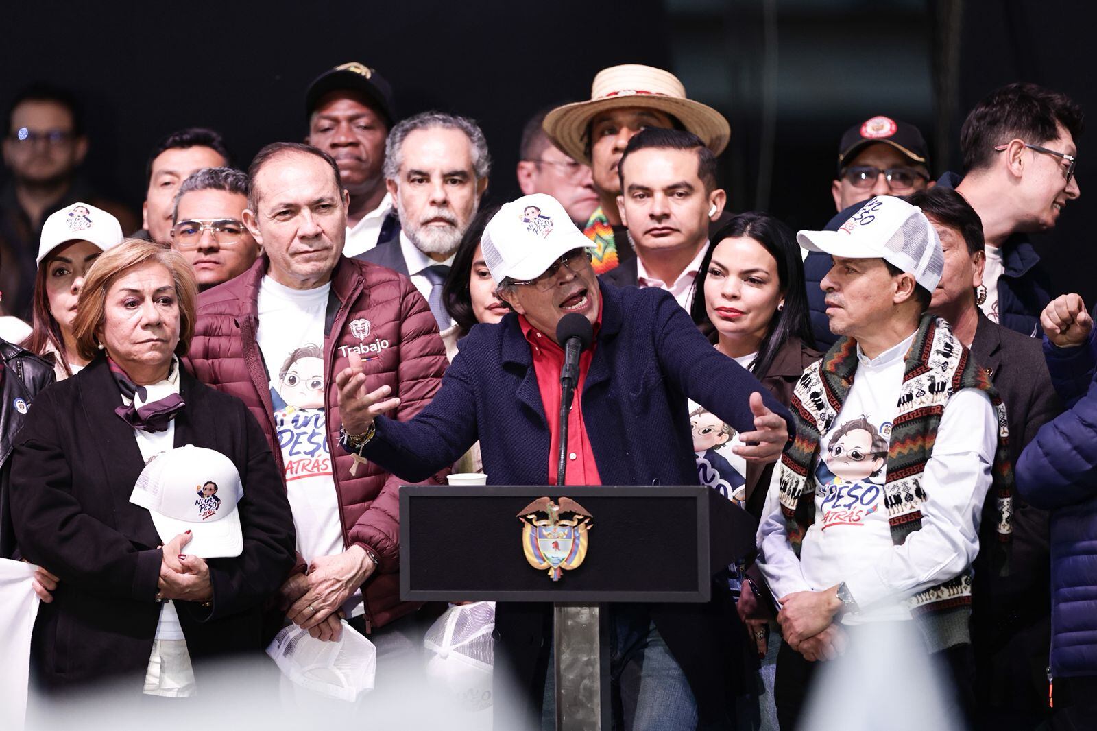 Marcha por la defensa del salario mínimo vital, presidente Gustavo Petro en la Plaza de Bolívar.