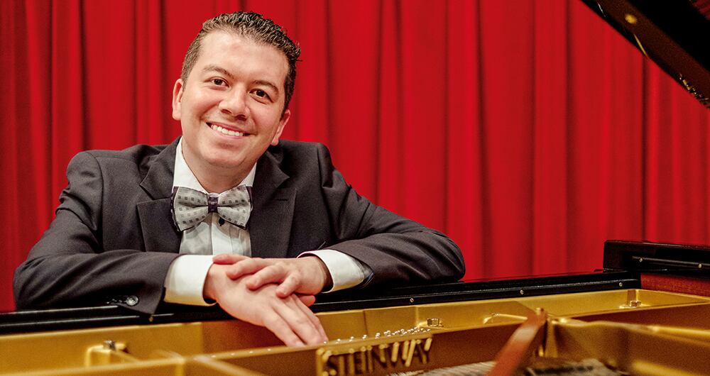 Juan Sebastián Collazos, el mejor pianista del país. 