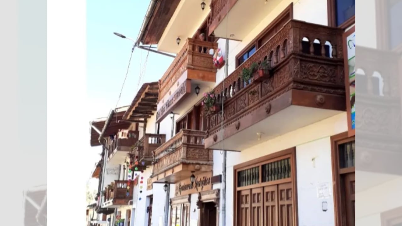 Pueblo de Chacas y su arquitectura colonial