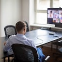 Canales digitales son una opción para las mipymes. Luis Álvarez / Getty Images.