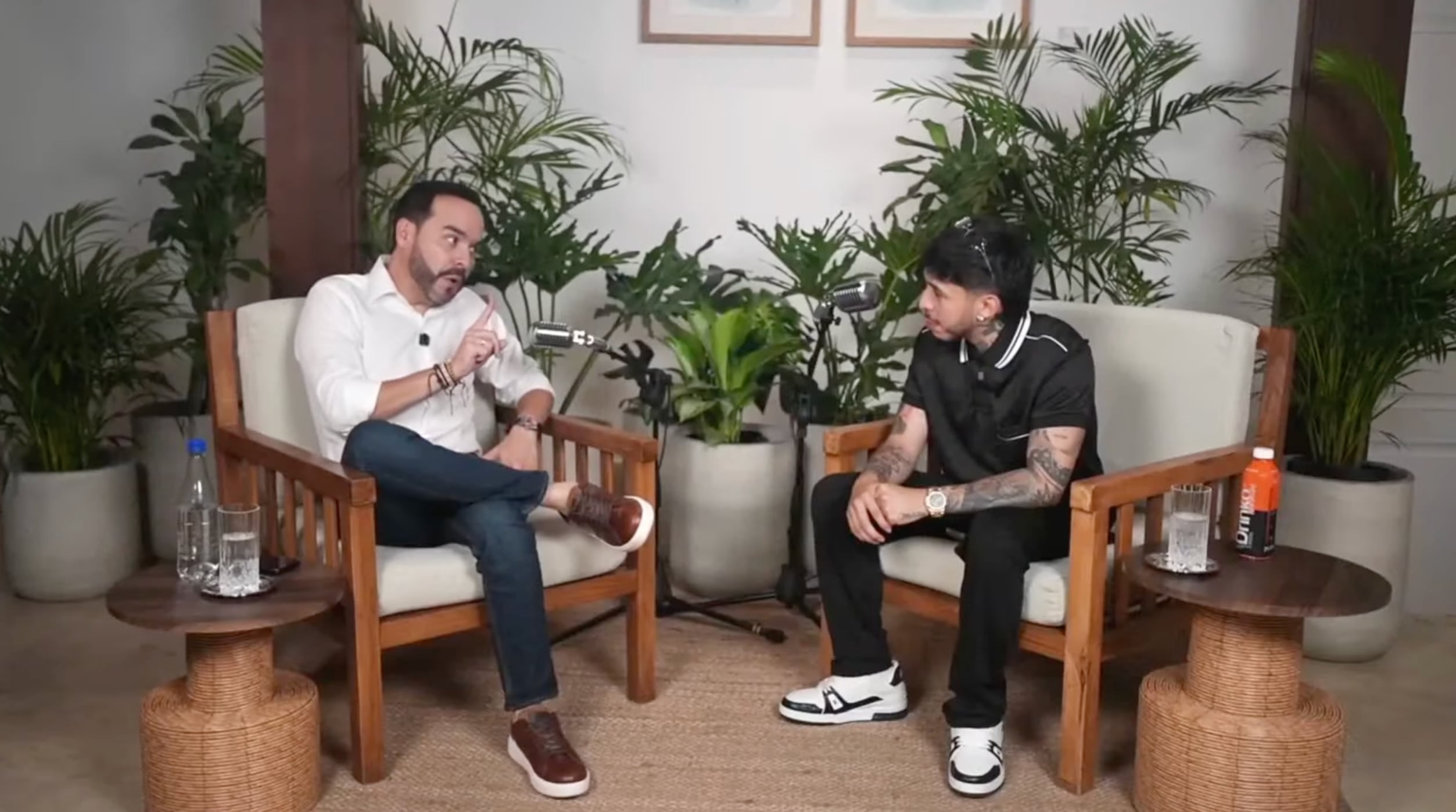 Abelardo de la Espriella habla con Westcol.