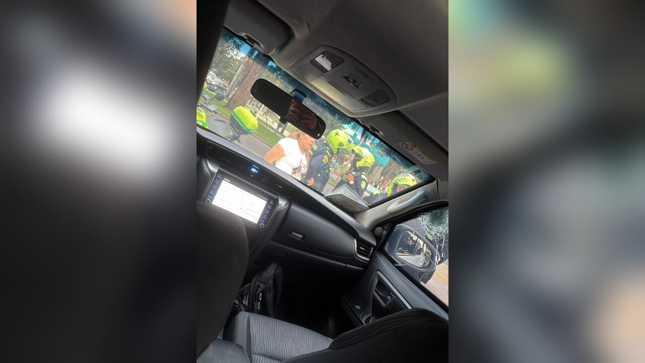 Los disparos se dieron en el costado derecho de la camioneta.