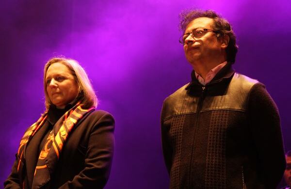 Inaguración de la XXVII Feria Internacional del Libro - FILBO  Gustavo Petro, Diana Álvarez Ministra de Cultura del Peru 