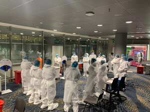 Pasajeros que llegaron en vuelo humanitario de Leticia