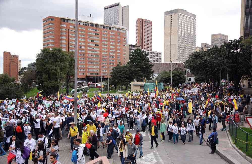 La carrera séptima fue el epicentro de las movilizaciones en Bogotá. Foto: León Darío Peláez / SEMANA