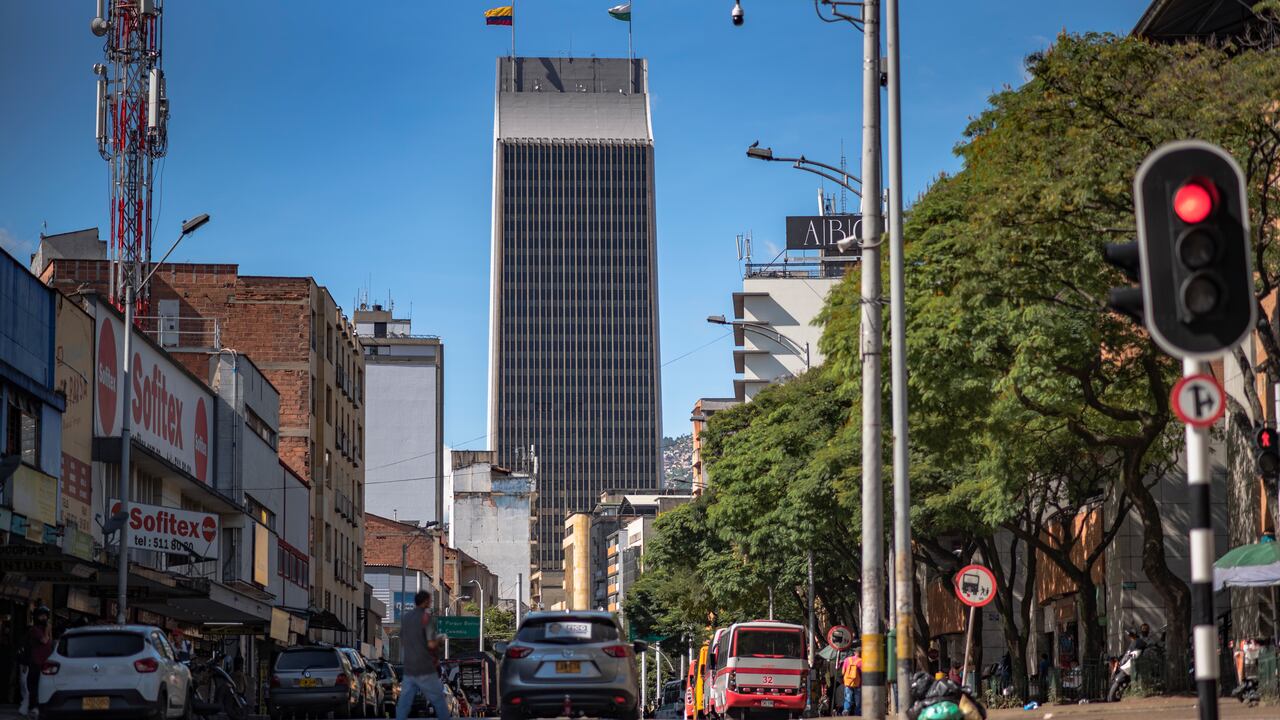 Mujer denunció que fue amenazada por un conductor de servicio particular de transporte en Medellín.