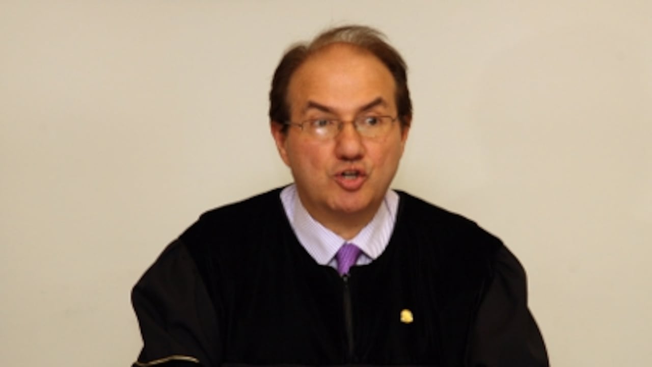 Exmagistrado Leonidas Bustos.