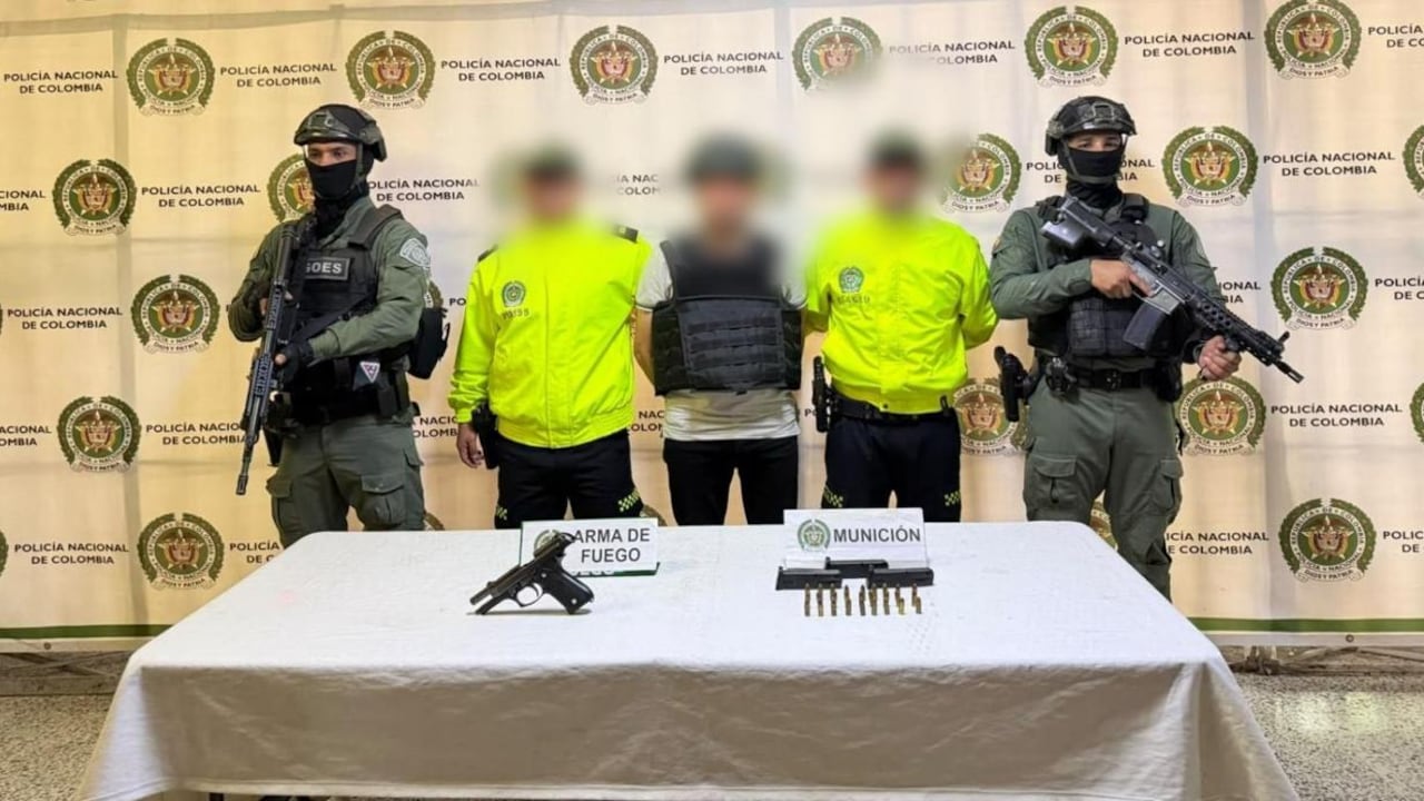 Presuntos delincuentes capturados en Medellín.