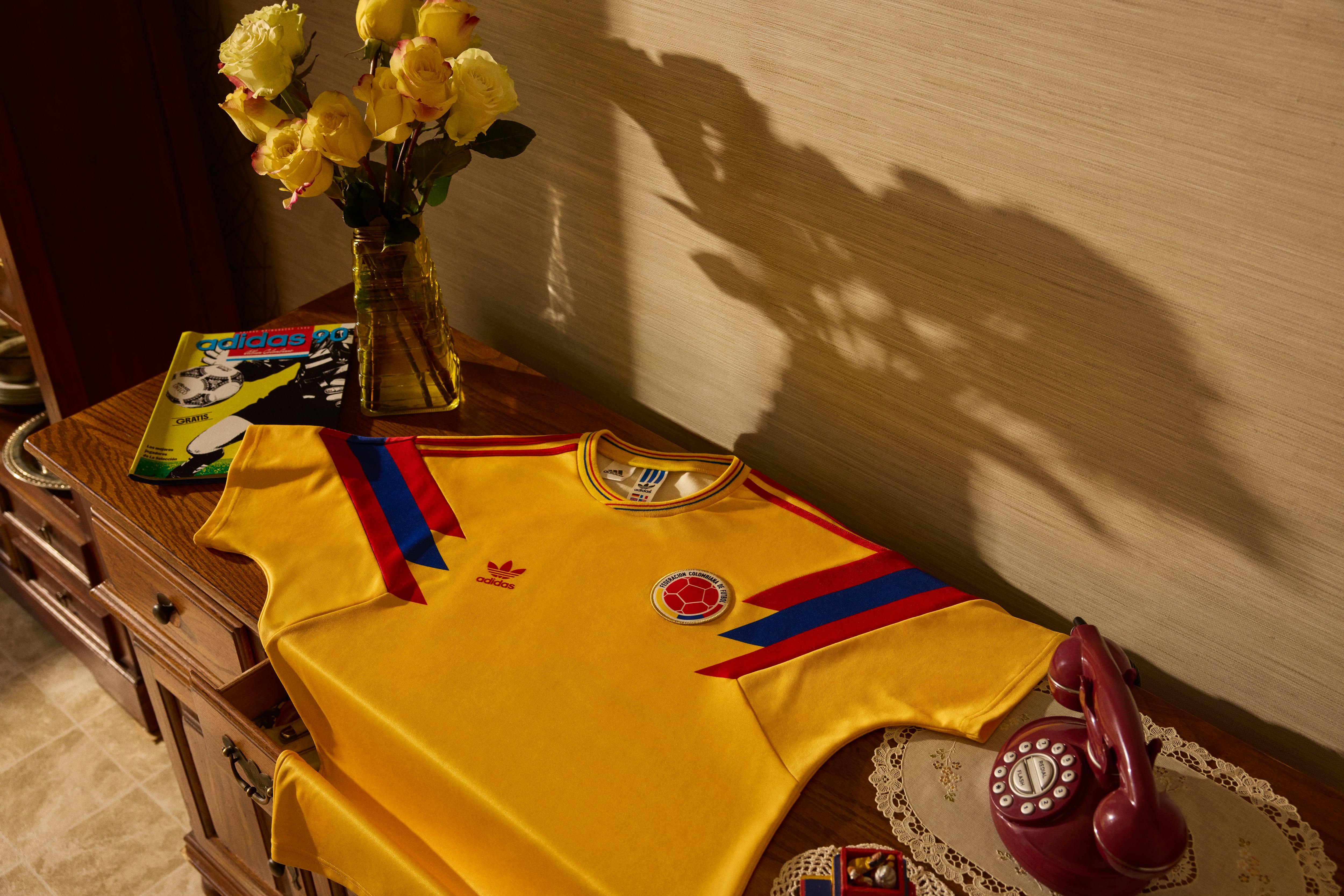 Selección Colombia tiene nueva camiseta retro.