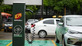 EMCALI REACTIVA PUNTOS DE RECARGA PARA VEHÍCULOS ELÉCTRICOS Y LANZA NUEVA APLICACIÓN MÓVIL