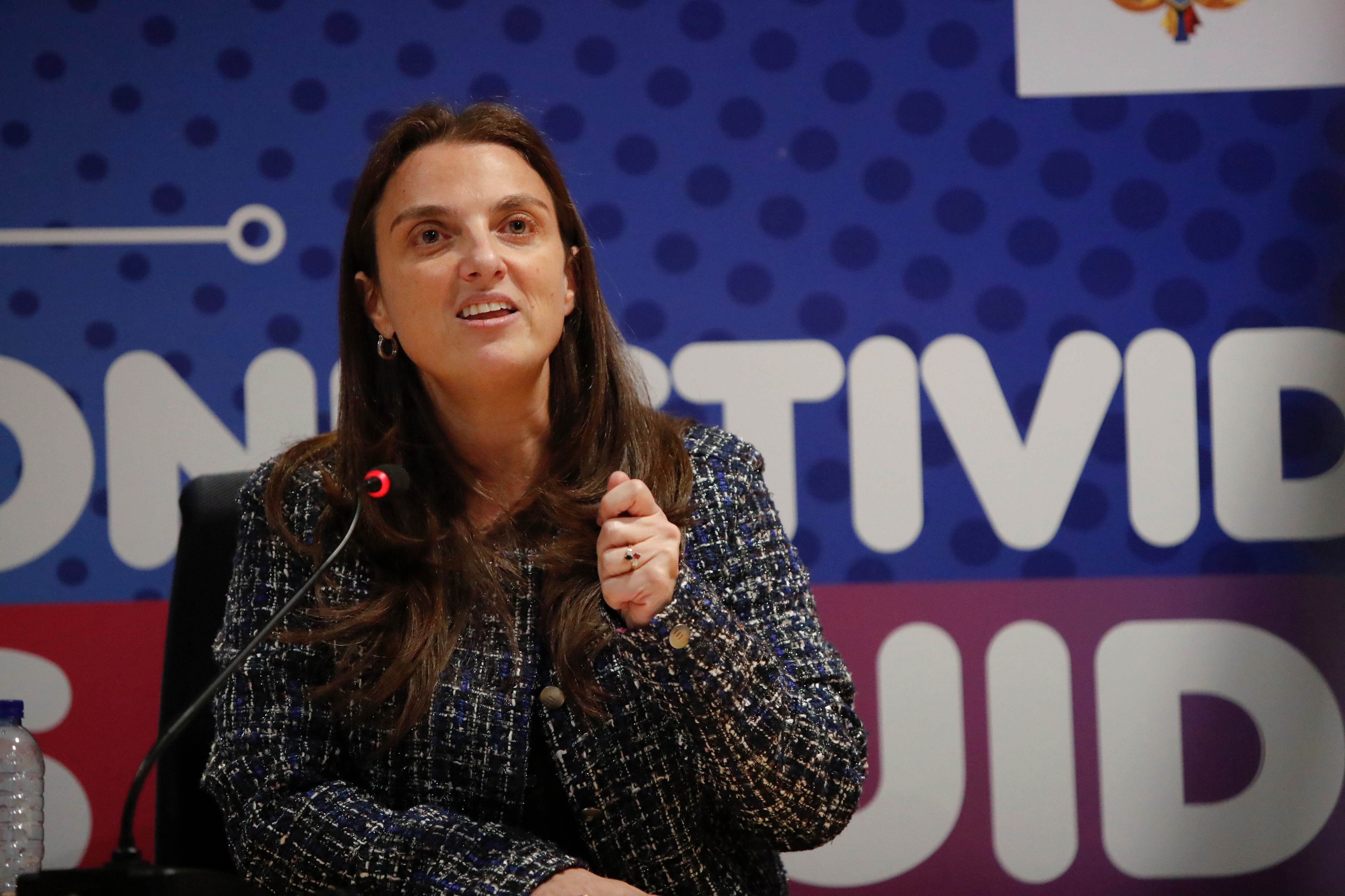 Ministra de Tecnologías de la Información y las Comunicaciones, Karen Abudinen, habla sobre la Unión Temporal Centros Poblados y los 70.000 millones de pesos del anticipo
Bogota agosto 13 del 2021
Foto Guillermo Torres Reina Semana