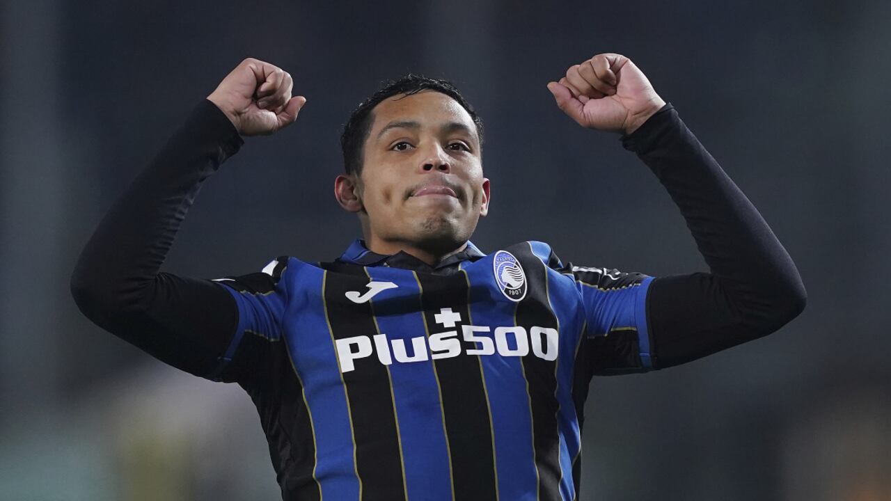 Atalanta's Luis Muriel celebrates scoring during the Europa League soccer match between Atalanta and Bayer Leverkusen in Bergamo, Italy, Thursday March 10, 2022. (AP/Spada/LaPresse)