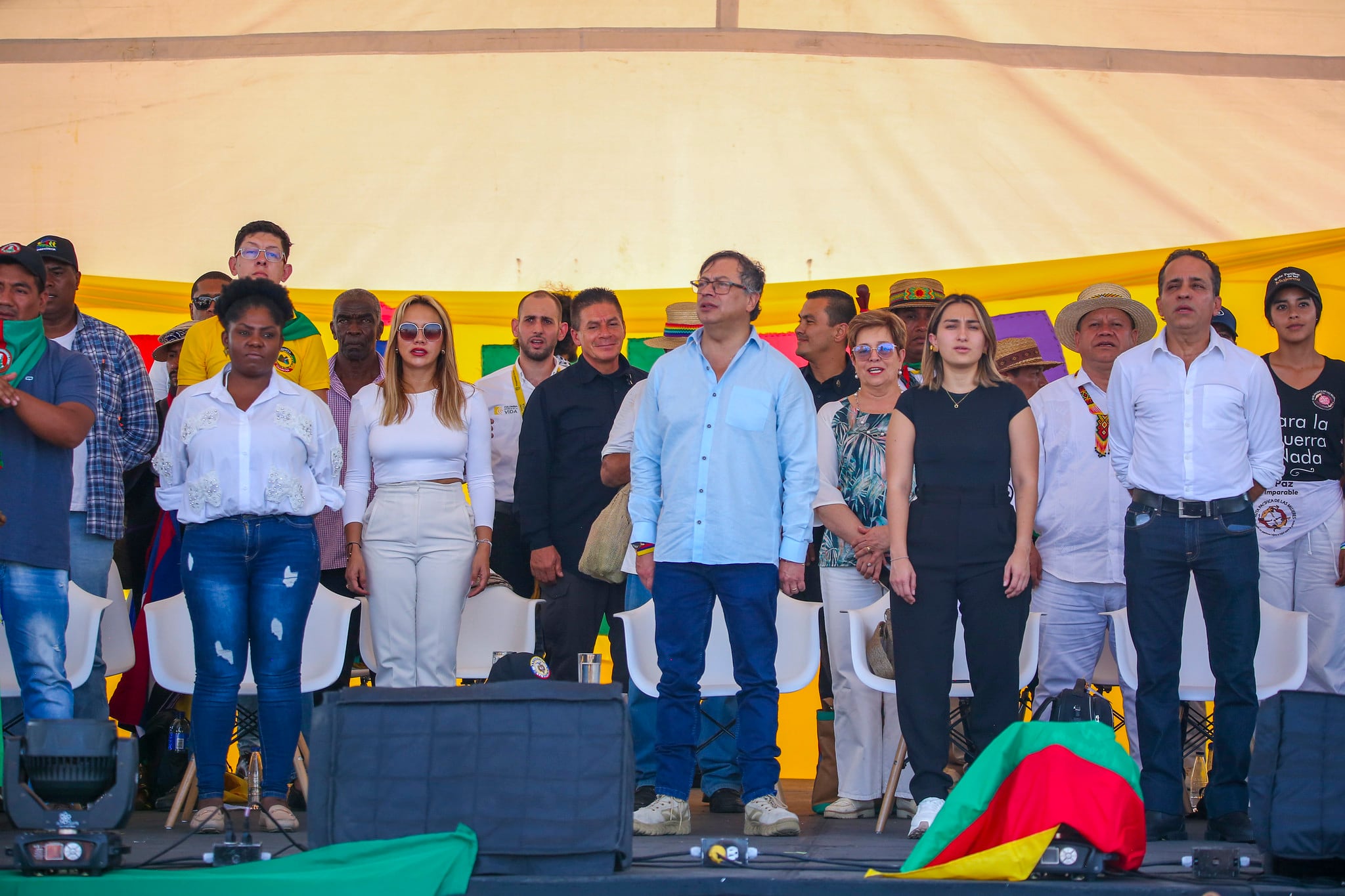 Gustavo Petro planteó una asamblea nacional constituyente desde Puerto Resistencia.