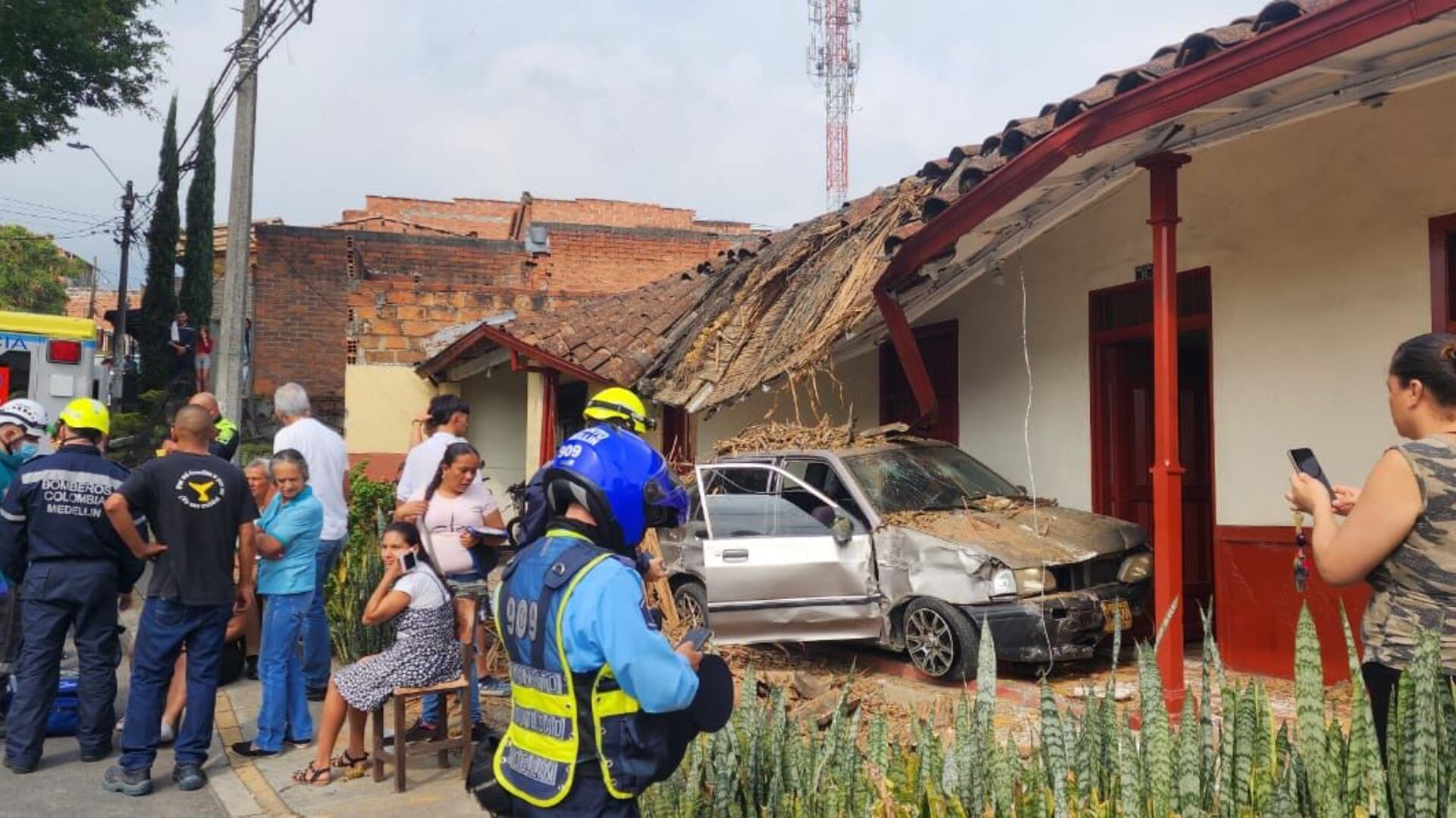 Accidente reportado en el corregimiento San Antonio de Prado de Medellín este miércoles 25 de octubre.