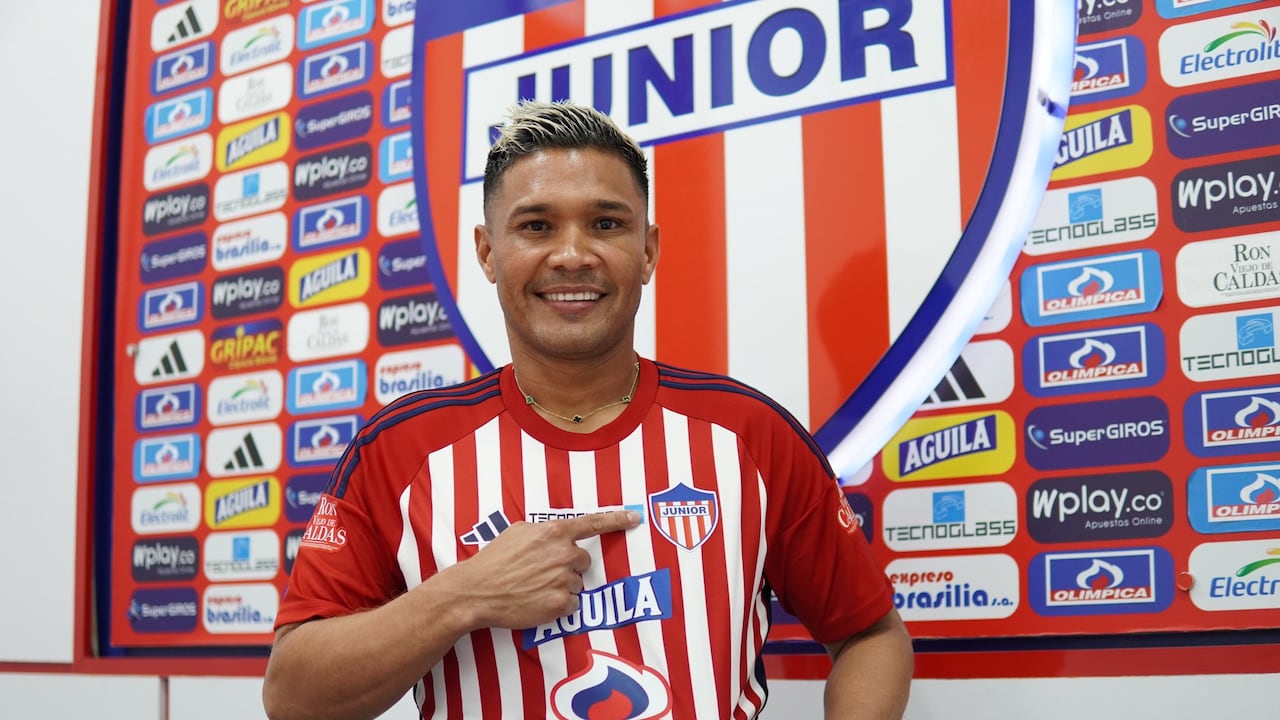 Junior de Barranquilla presentó a Teófilo Gutiérrez