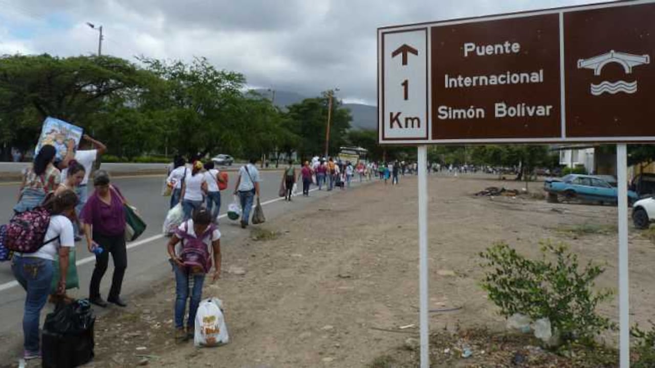 Los países han acordado la reapertura gradual de la zona limítrofe.