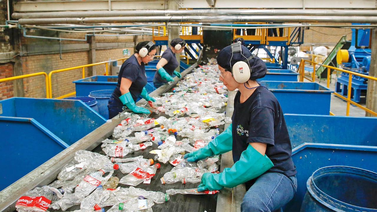 Especial cambio climático Guerra Plastico