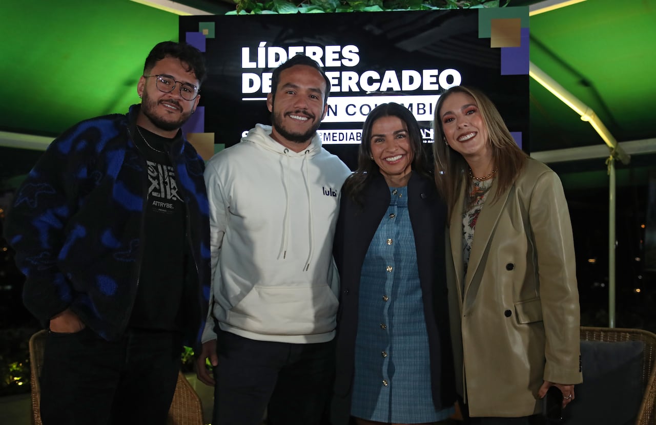 Andrés Pineda, gerente de Marketing Digital del Banco de Bogotá; José Madera, VP de Marketing y Growth de Lulo bank; Andrea Suárez, CEO de UM Global, y Juanita Gómez, directora de Video de Semana.