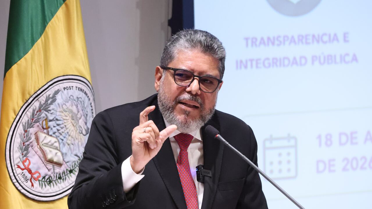 El contralor general Carlos Hernán Rodríguez entregó el balance de su gestión.