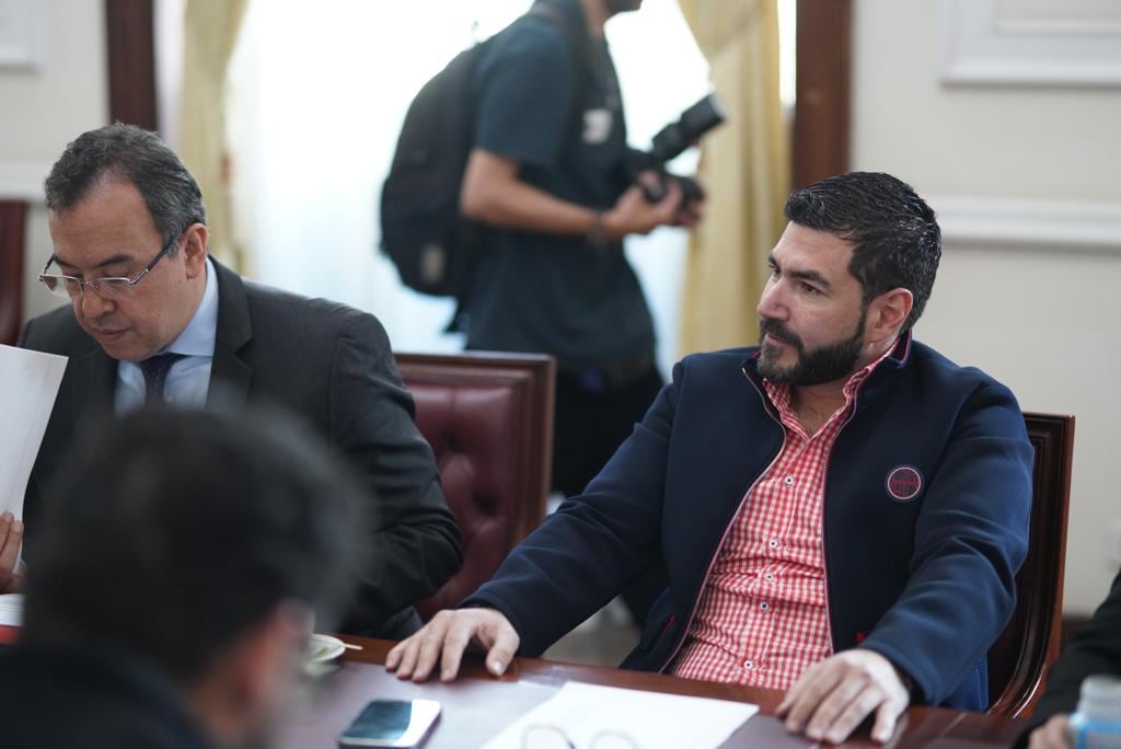 Juan Carlos Wills, representante y presidente de la Comisión Primera, convocó la reunión.