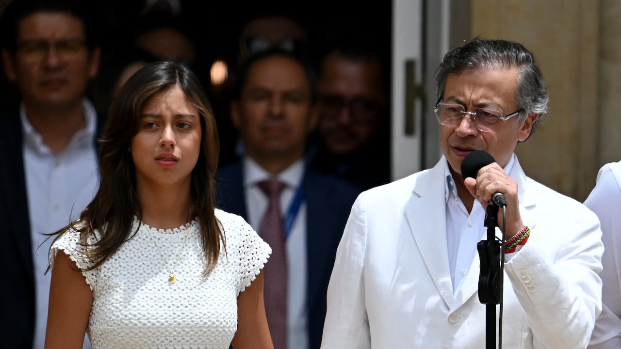 Gustavo Petro y Antonella Petro.