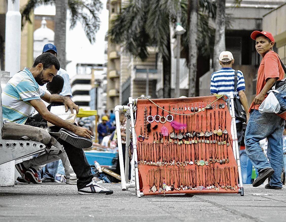 La informalidad laboral se caracteriza por personas que no devengan el salario mínimo ni cotizan a seguridad social. La mayoría está en el llamado ‘rebusque’.