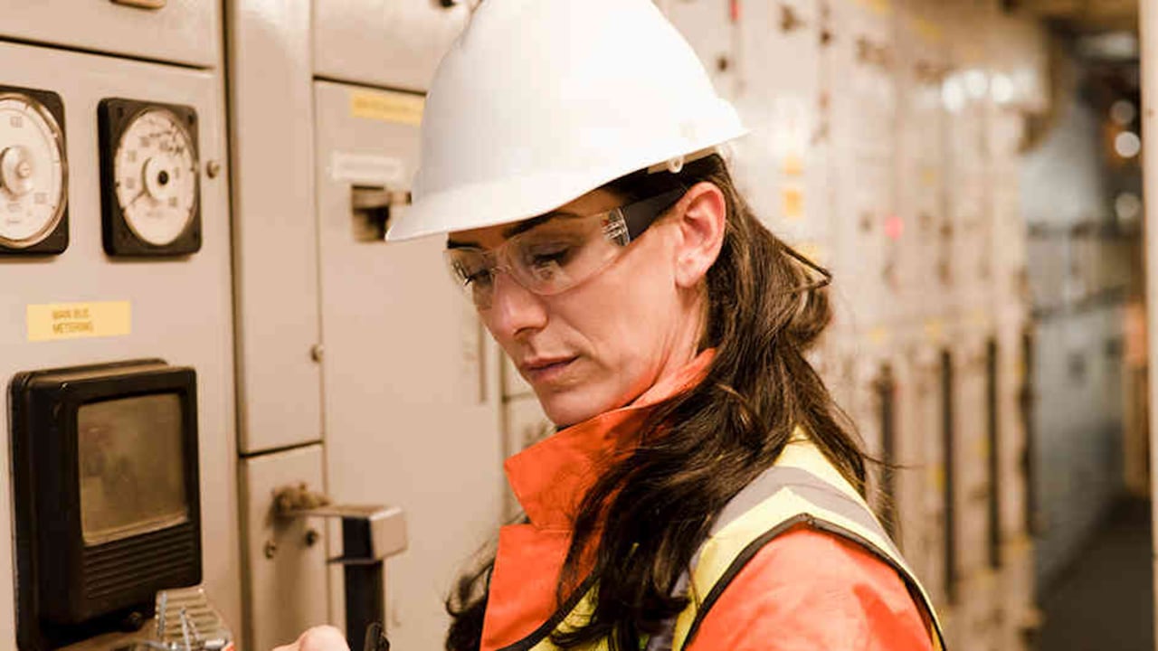 Alrededor del 30 por ciento de la oferta laboral del sector petrolero está compuesta por mujeres.