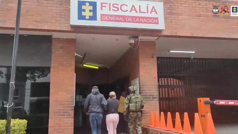 Entre los capturados hay varias mujeres, una de ellas sería la pareja sentimental de uno de los cabecillas.