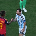 Lamine Yamal (Spain) and Lionel Andres Messi (Argentina) during Final at FIFA World Cup 2026, Spain and Argentina, New Jersey Stadium, New jersey, USA on July 19 2026. (Photo by Ulrik Pedersen/NurPhoto via Getty Images)
