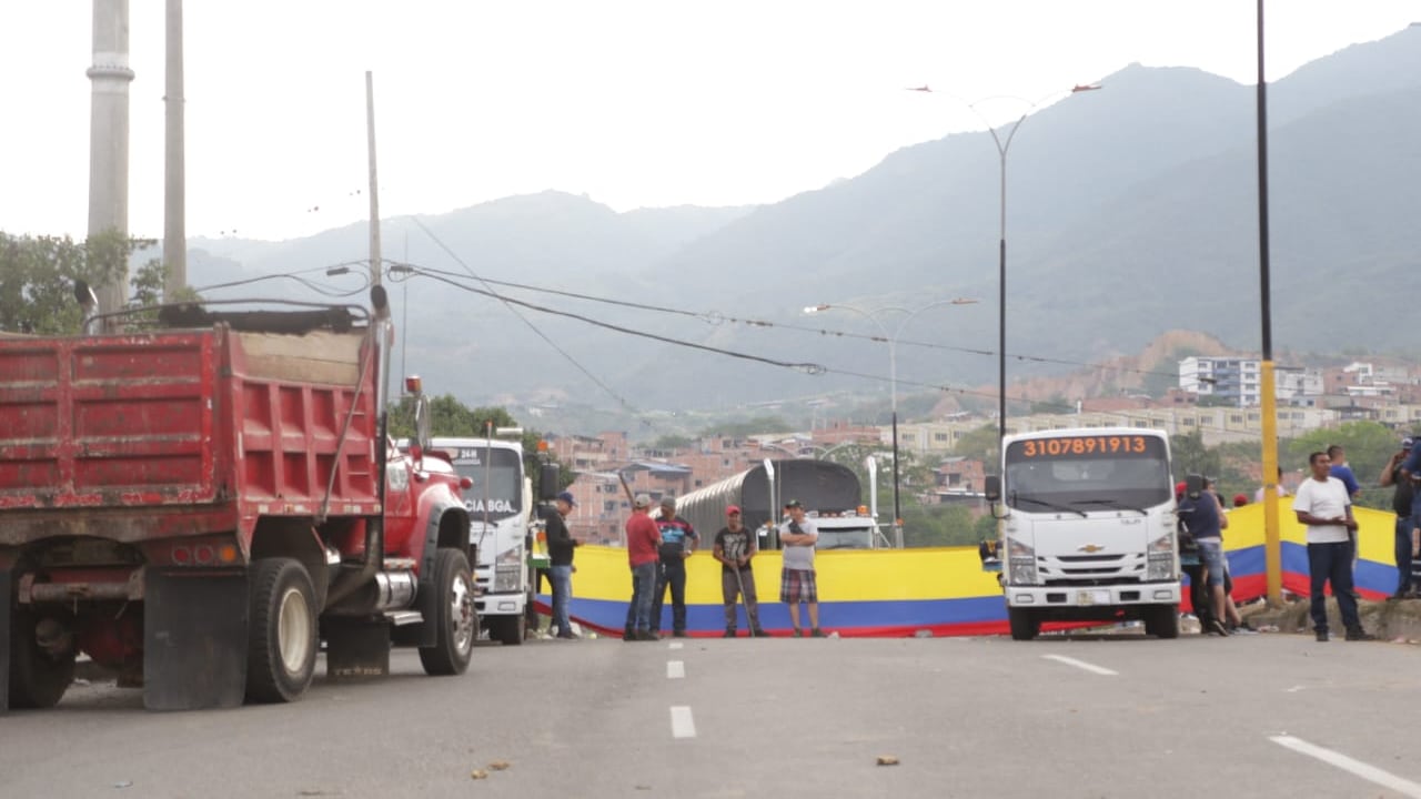 Bloqueos en Santander.