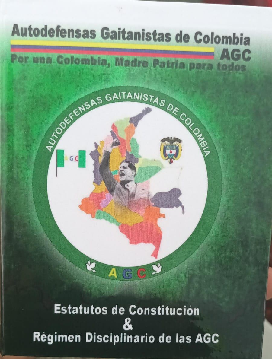 Escolta y protegido de la UNP fueron capturados. Ahora usaron camioneta oficial para llevar propaganda del Clan del Golfo