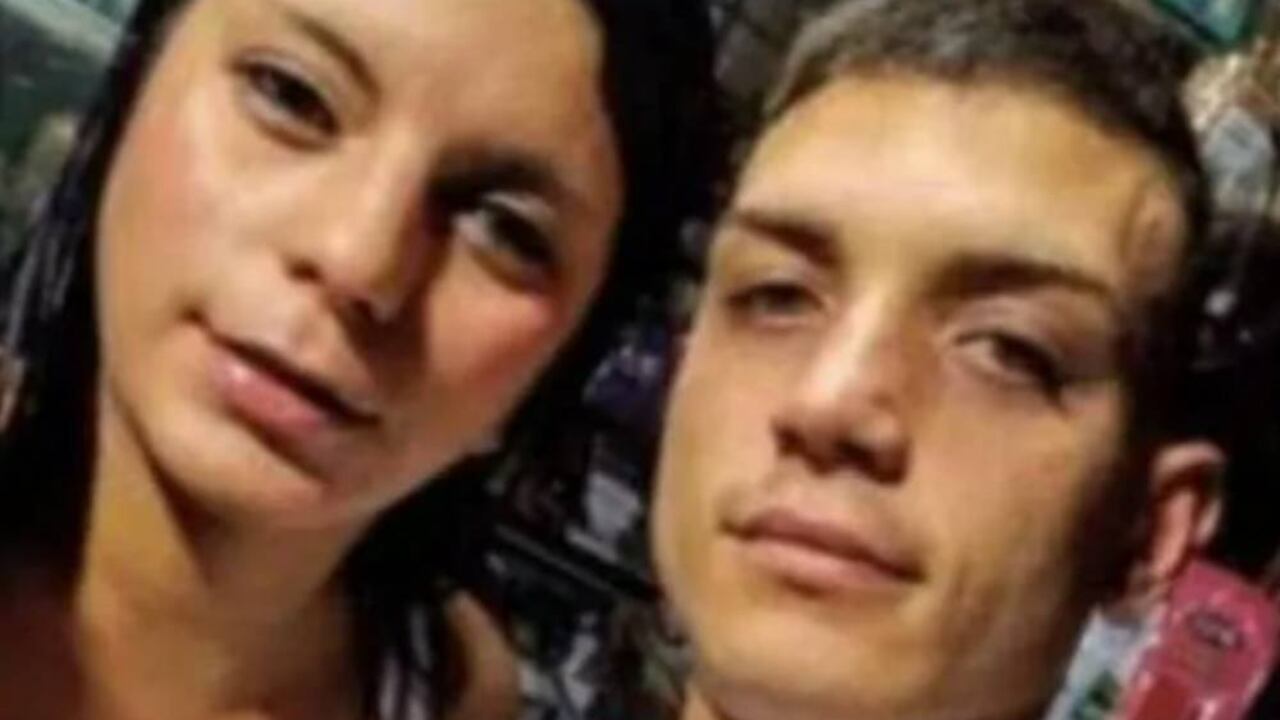 Camila Oliveria y su novio